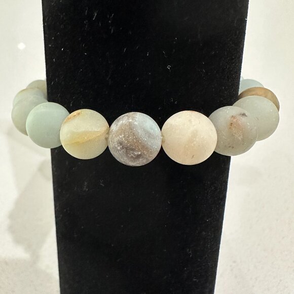 Magnesite Seafoam Green Matte Finish Stone Bracelet - Picture 4 of 6